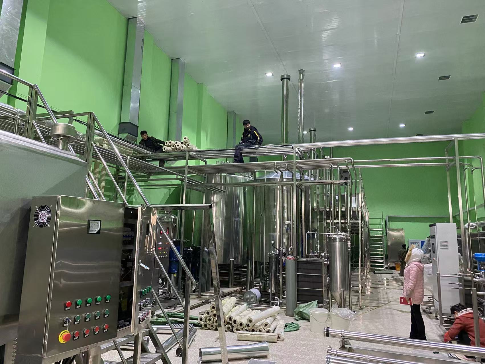 鹤峰精酿啤酒设备厂—精酿啤酒设备制造：传承工艺与创新科技的交融